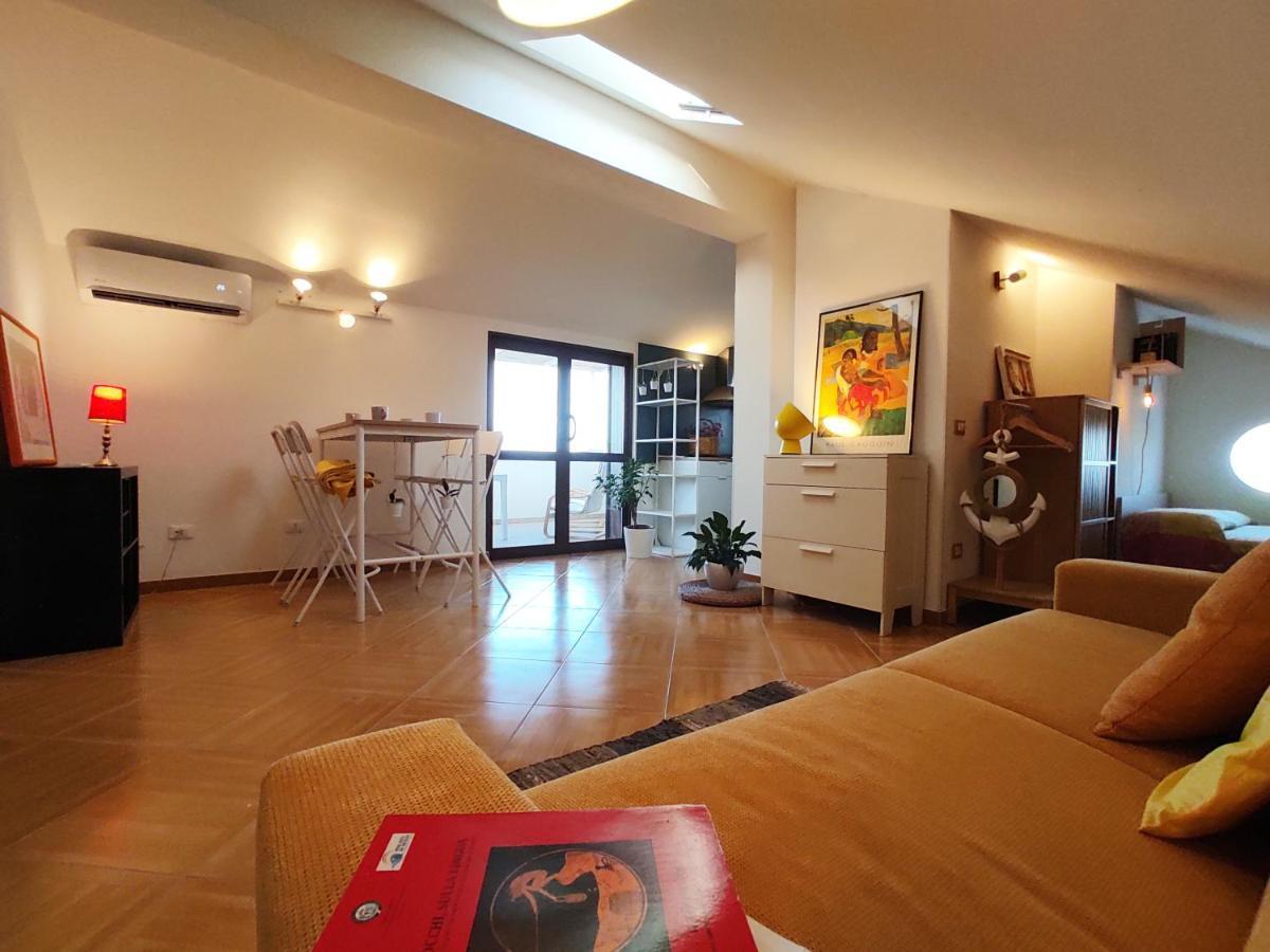 Rita'S Apt&Rooms Noto Exteriör bild